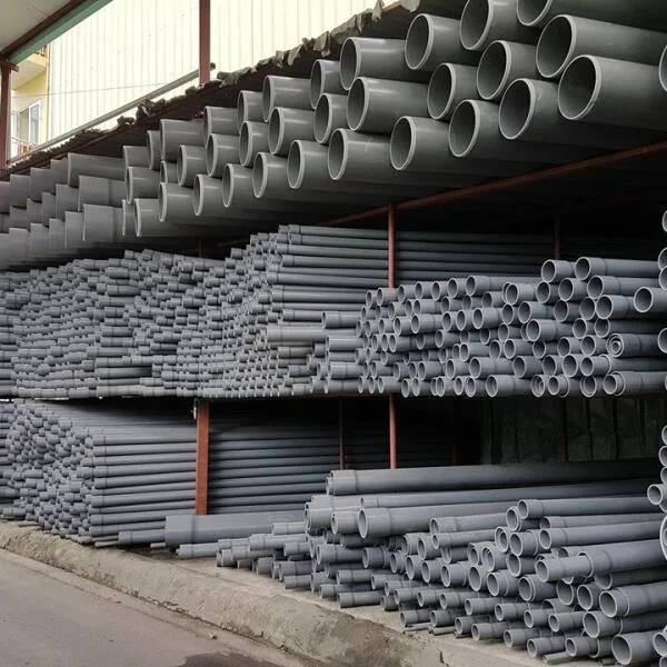 Cửa hàng ống nước gần đây