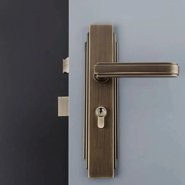 Khóa Cửa Một Chiều