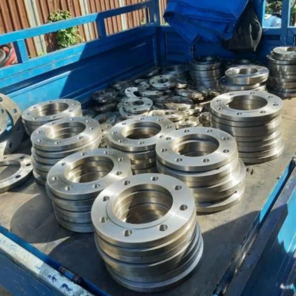 Mặt bích thép tiêu chuẩn BS 4504 PN10 PN16