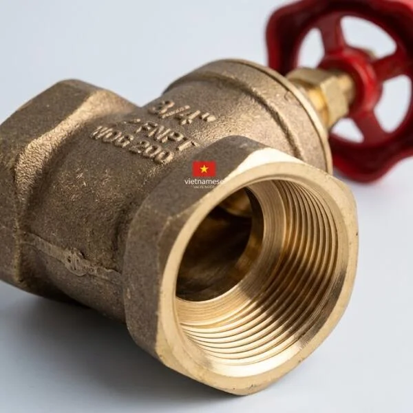 Van nước ren trong