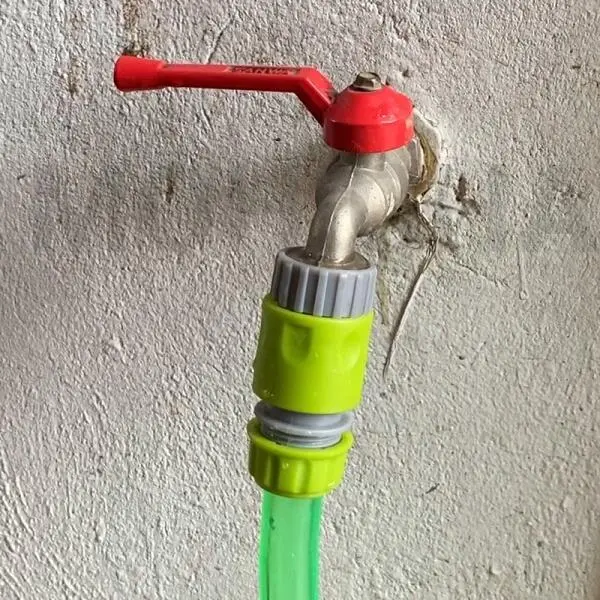 Ống nối vòi nước