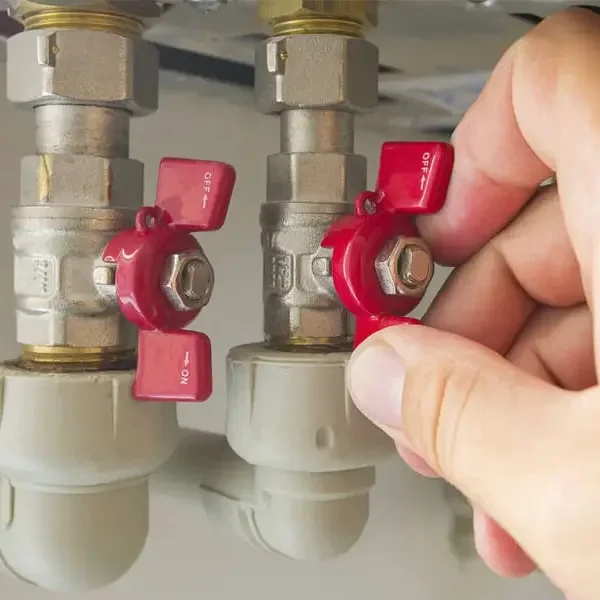 Van khóa nước bị kẹt