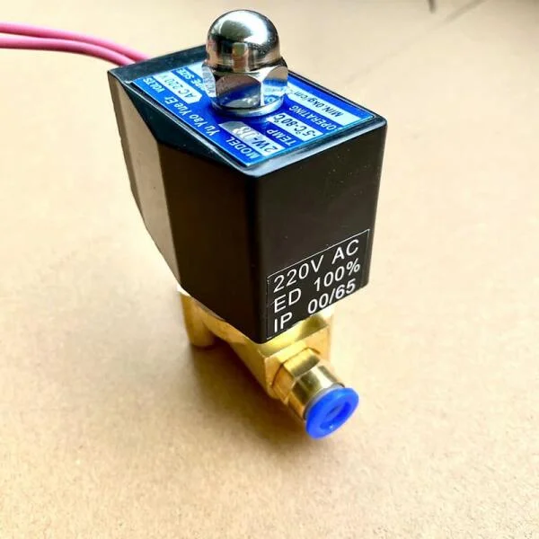 Van khóa nước điện