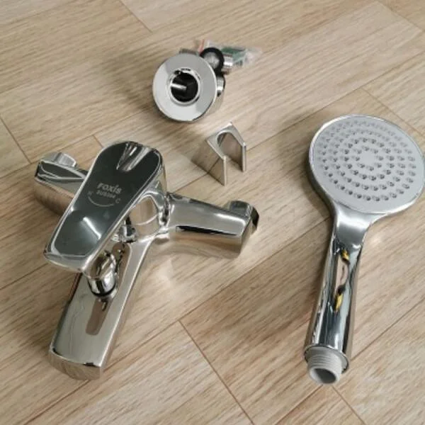 Giá Vòi Nước Nóng Lạnh Inox 304